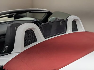 صورة 19 لـ 2016 Porsche 718