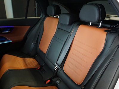 صورة مصغرة 19 لـ 2023 Mercedes-BENZ C-CLASS AMG