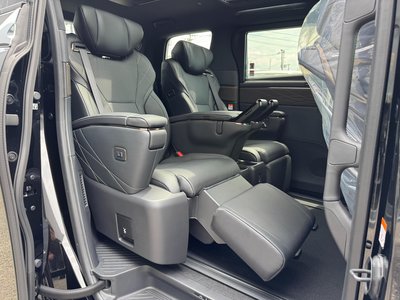 2026 Toyota ALPHARD — фото 46