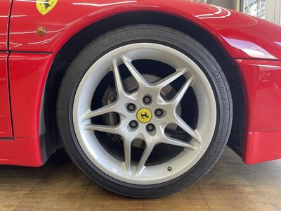 صورة 9 لـ 1991 Ferrari 348