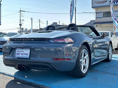 صورة 34 لـ 2016 Porsche 718
