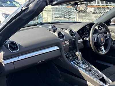 صورة 67 لـ 2016 Porsche 718