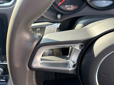 صورة 60 لـ 2016 Porsche 718