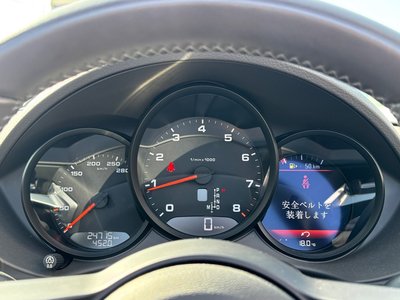 صورة 55 لـ 2016 Porsche 718
