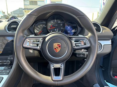 صورة 54 لـ 2016 Porsche 718