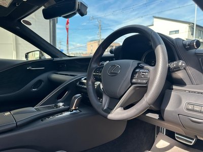 2017 Lexus LC 照片 38