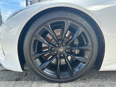 2017 Lexus LC 照片 25