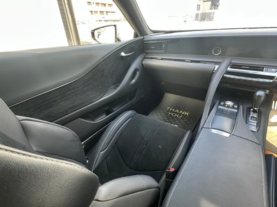 2017 Lexus LC 照片 36