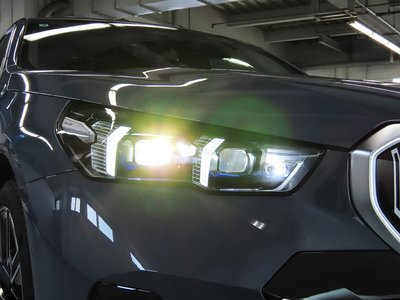 2025 BMW 5 SERIES thumbnail 23