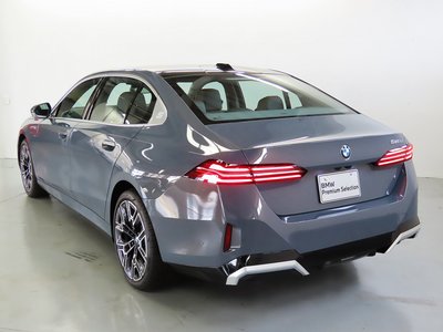 2025 BMW 5 SERIES thumbnail 19