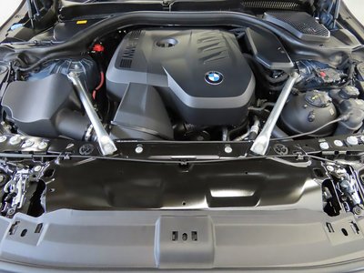 2025 BMW 5 SERIES thumbnail 28