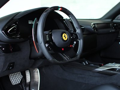 صورة 6 لـ 2025 Ferrari 12 CILINDRI