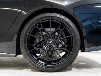 2019 Aston Martin RAPIDE — миниатюра 31