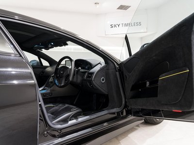 2019 Aston Martin RAPIDE — миниатюра 7