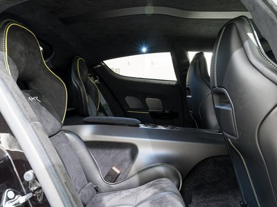 2019 Aston Martin RAPIDE — миниатюра 22