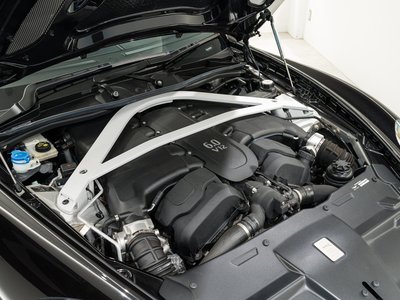 2019 Aston Martin RAPIDE — миниатюра 29