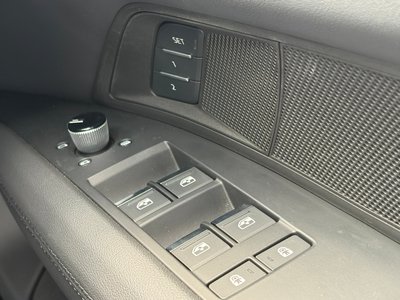 2025 AUDI E-TRON GT QUATTRO thumbnail 37