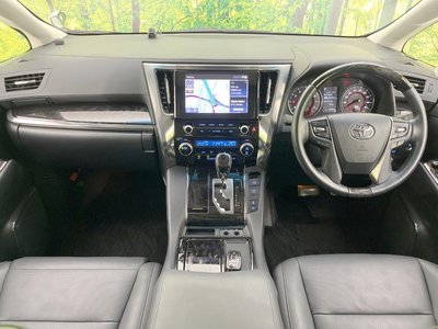 صورة 2 لـ 2022 Toyota ALPHARD