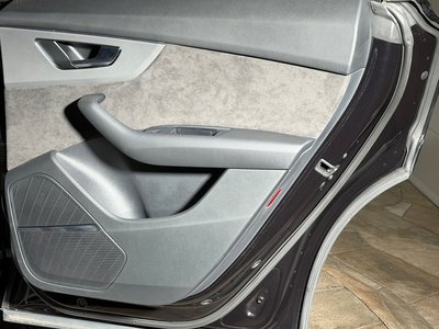 2019 AUDI Q8 — фото 25