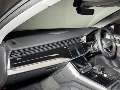 2019 AUDI Q8 — фото 24