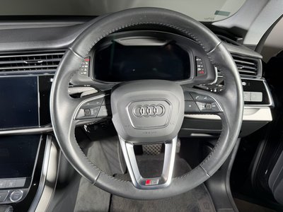 2019 AUDI Q8 — фото 27
