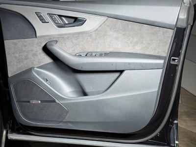 2019 AUDI Q8 — фото 14