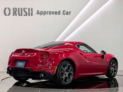 2015 ALFA Romeo 4C — фото 4