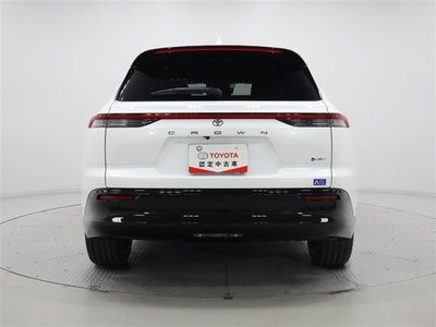 صورة 31 لـ 2026 Toyota CROWN ESTATE