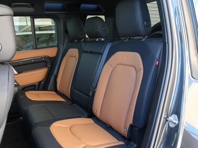 2024 LAND Rover DEFENDER thumbnail 57