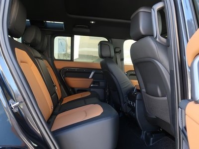 2024 LAND Rover DEFENDER thumbnail 62