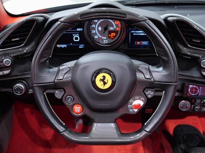 2016 Ferrari 488 SPIDER 照片 48
