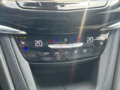 2025 Cadillac XT6 — миниатюра 35