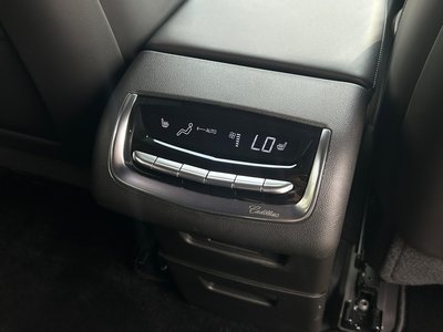 2025 Cadillac XT6 — миниатюра 53