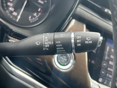 2025 Cadillac XT6 — миниатюра 30