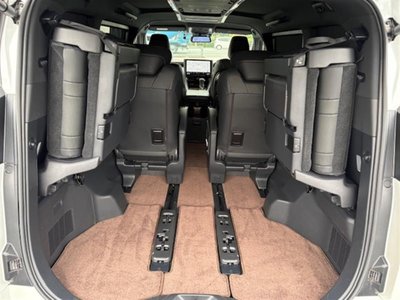 2024 Toyota ALPHARD 照片 27
