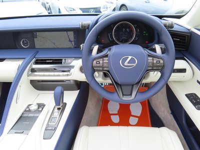 2023 Lexus LC CONVERTIBLE photo 12