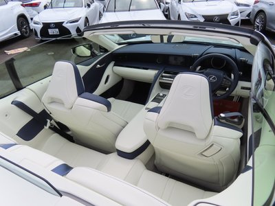 2023 Lexus LC CONVERTIBLE thumbnail 36