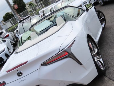 2023 Lexus LC CONVERTIBLE photo 8