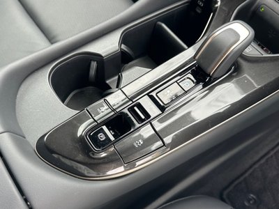 2024 Toyota CROWN SPORT thumbnail 32