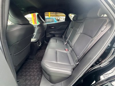 2024 Toyota CROWN SPORT photo 6