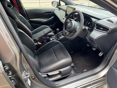 صورة 53 لـ 2023 Toyota GR COROLLA