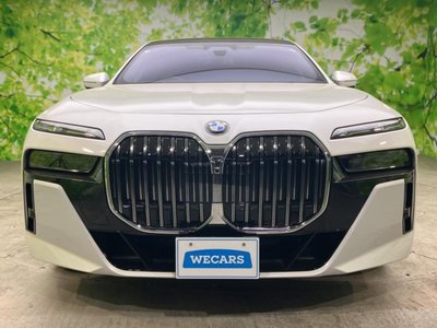 2025 BMW 7 SERIES thumbnail 40