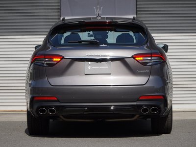 2021 Maserati LEVANTE — фото 6