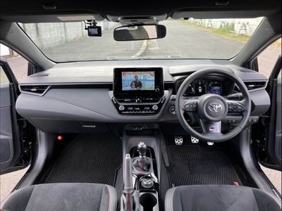 صورة 7 لـ 2023 Toyota GR COROLLA
