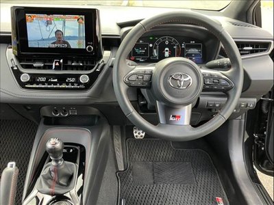 صورة 16 لـ 2023 Toyota GR COROLLA