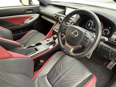 2019 Lexus RC F thumbnail 27