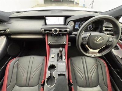 2019 Lexus RC F photo 3