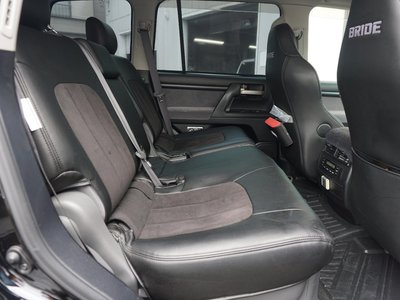 صورة 32 لـ 2009 Toyota LAND CRUISER 200