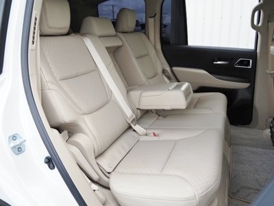 صورة 31 لـ 2023 Toyota LAND CRUISER 300