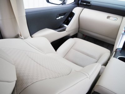 صورة 70 لـ 2023 Toyota LAND CRUISER 300